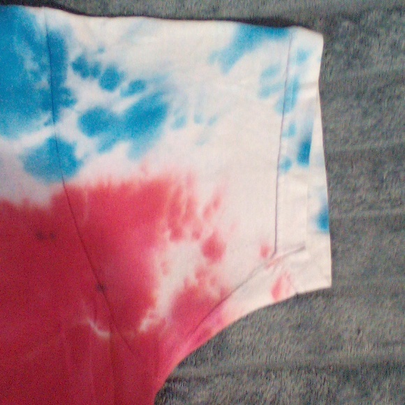 Unisex Bucees TSHIRT - Picture 6 of 7